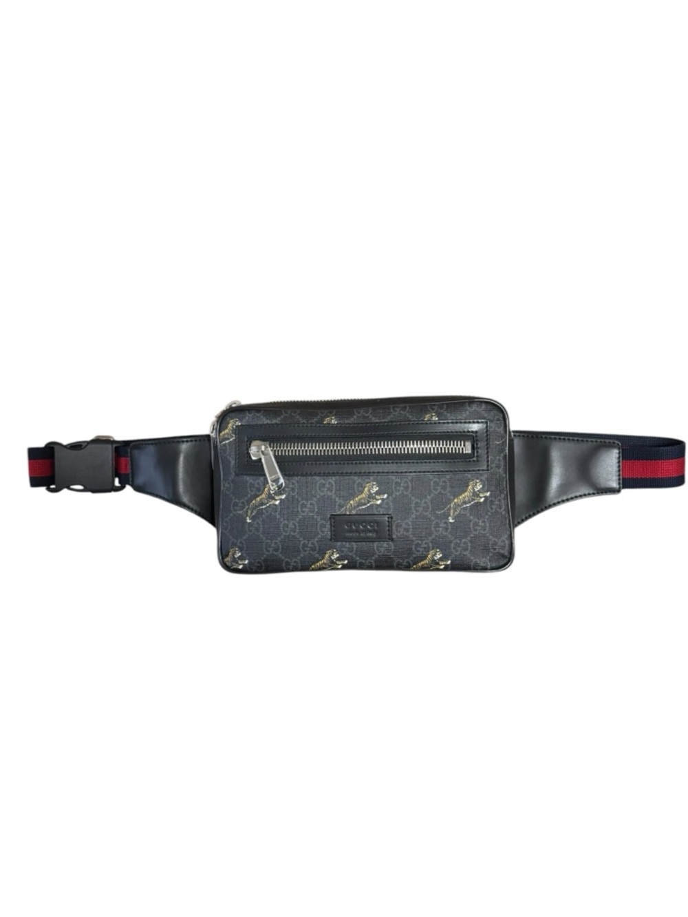 Like New Gucci Black GG Supreme Tiger Print Belt Bag